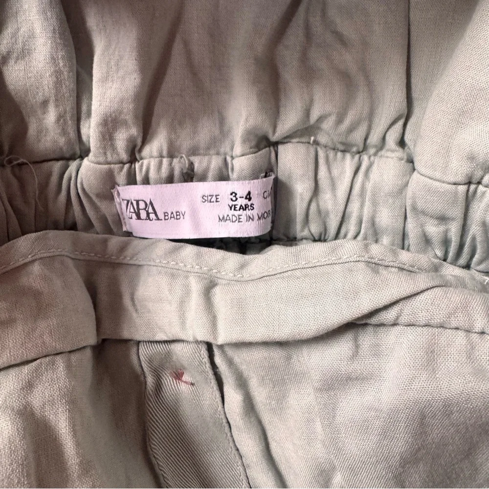 Zara Kids Sage green Cargo Frilly Overalls Size 3/4 3T